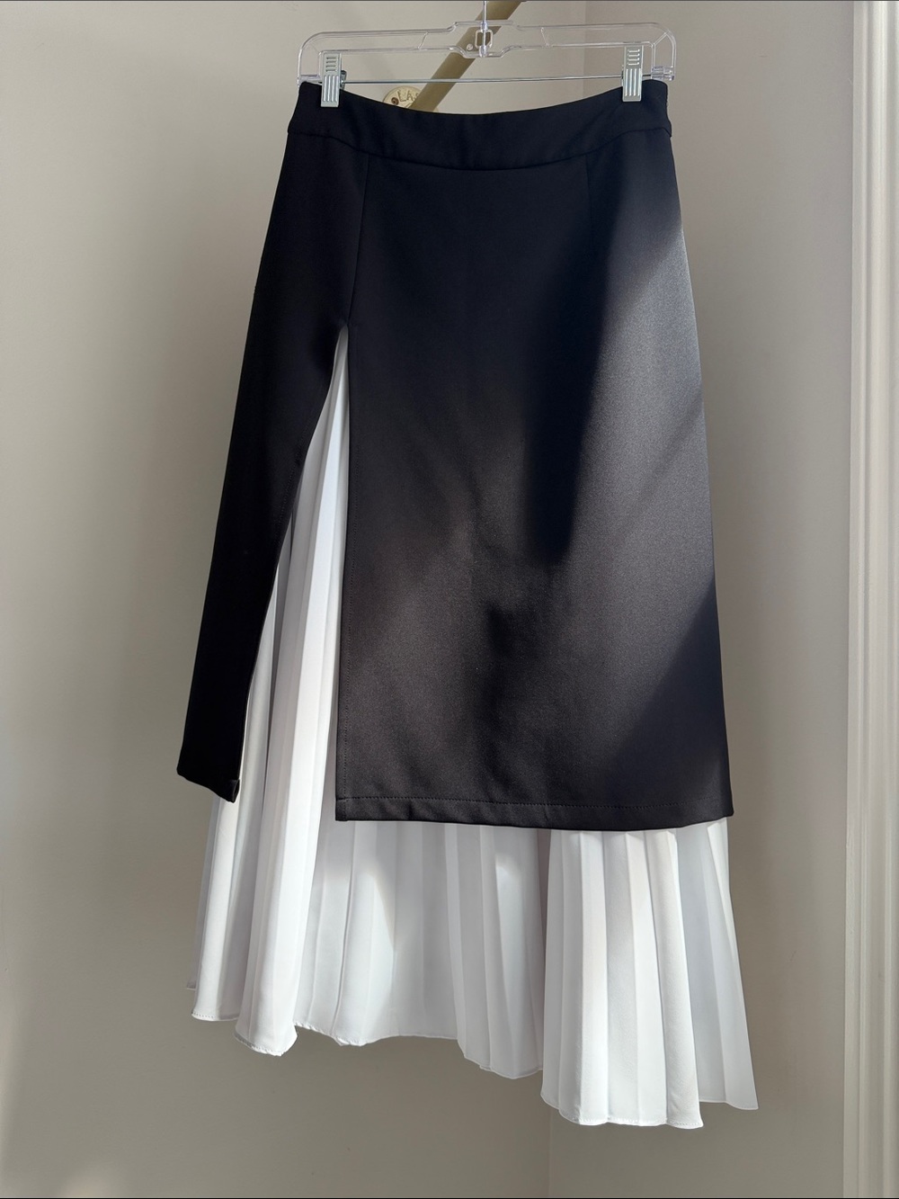 Commense Pleated Skirt